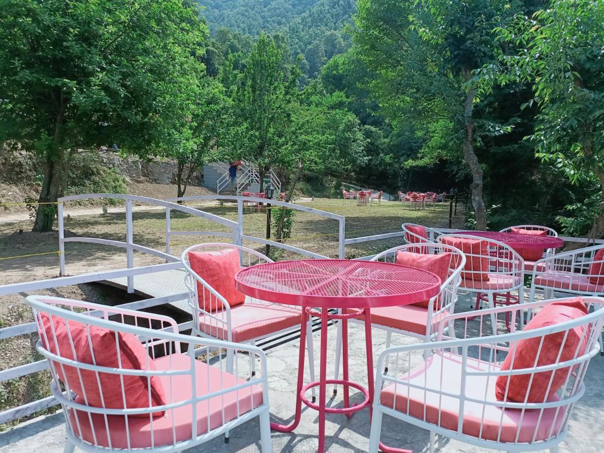 Aaroham Resort, Shimla Exterior foto